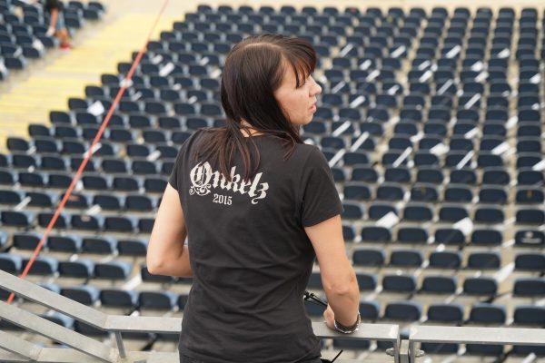 Fahnenmeer im Waldstadion 4957